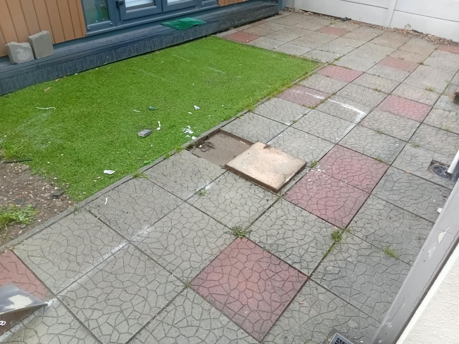 patio before porcelain tiling 2