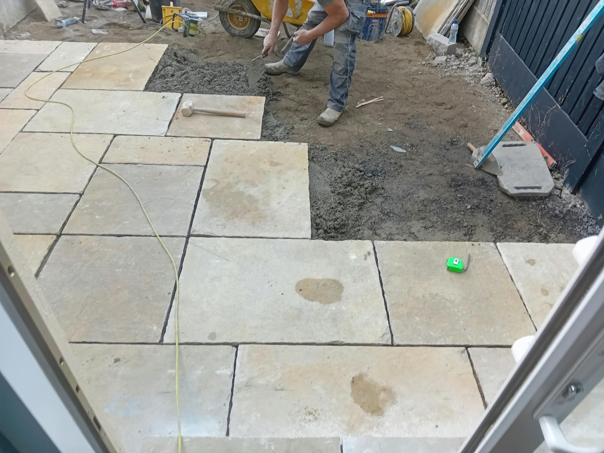 patio tiling