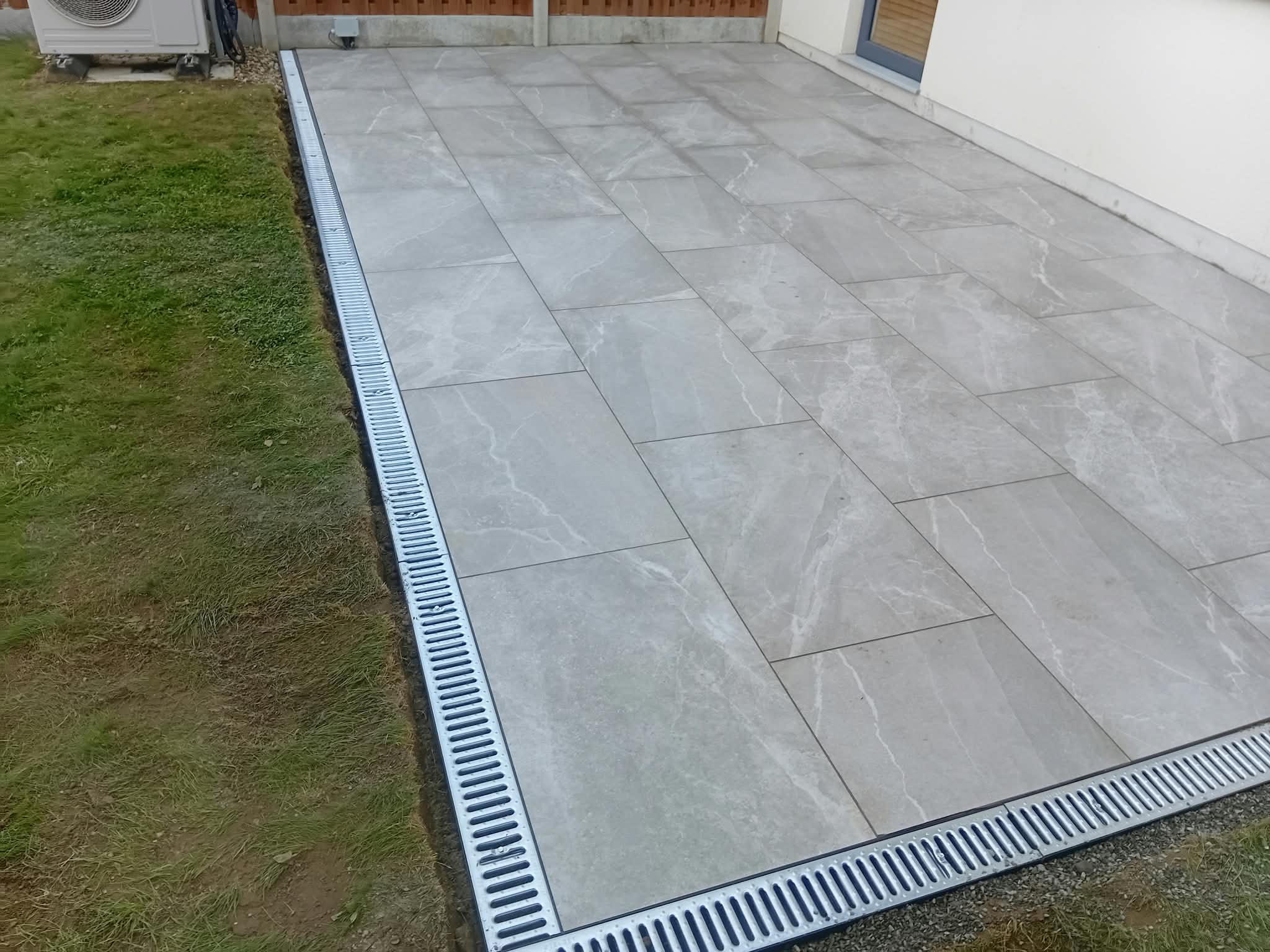 patio tiling